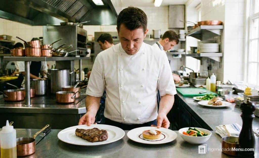 Qué tamaño de plato usar en un restaurante para carnes, postres o guarniciones
